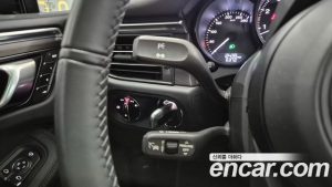 Porsche Macan 2.9 GTS 2023 года из Южной Кореи