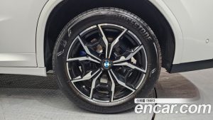 BMW X4 xDrive20i M Sport 2023 года из Южной Кореи