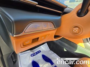 Genesis GV80 2.5T Бензин AWD 2025 года из Южной Кореи
