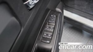 Renault-KoreaSamsung QM6 2.0 GDe LE Signature 2WD 2023 года из Южной Кореи