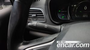 Renault-KoreaSamsung QM6 2.0 GDe LE Signature 2WD 2023 года из Южной Кореи