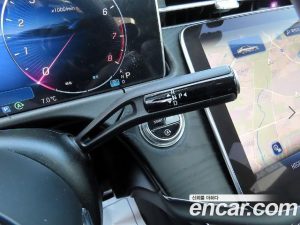 Mercedes-Benz E-Class E200 Avantgarde 2025 года из Южной Кореи