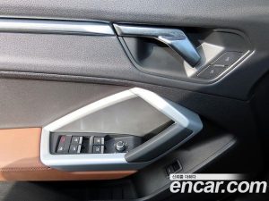 Audi Q3 40 TFSI 4WD 2025 года из Южной Кореи