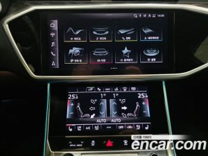 Audi A7 55 TFSI e 4WD Premium 2023 года из Южной Кореи