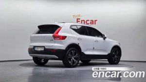 Volvo XC40 B4 Inscription 2022 года из Южной Кореи