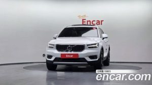 Volvo XC40 B4 Inscription 2022 года из Южной Кореи