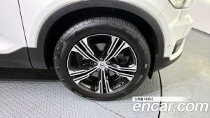 Volvo XC40 B4 Inscription 2022 года из Южной Кореи