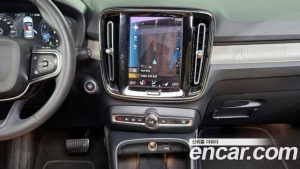 Volvo XC40 B4 Inscription 2022 года из Южной Кореи