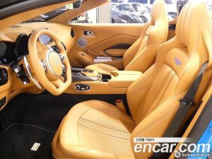 Astonmartin Vantage 4.0 V8 Roadster 2022 года из Южной Кореи