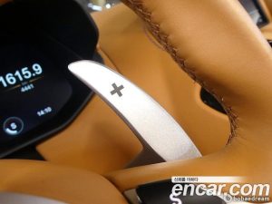 Astonmartin Vantage 4.0 V8 Roadster 2022 года из Южной Кореи