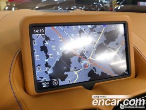 Astonmartin Vantage 4.0 V8 Roadster 2022 года из Южной Кореи