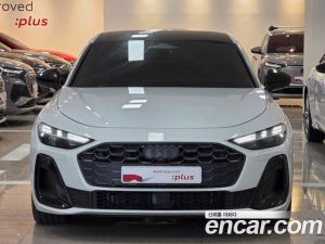 Audi A5 40 TFSI 4WD S Line Black Edition 2025 года из Южной Кореи