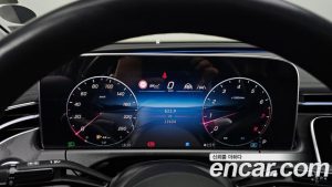Mercedes-Benz E-Class E200 Avantgarde 2024 года из Южной Кореи