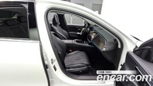 Mercedes-Benz E-Class E200 Avantgarde 2024 года из Южной Кореи