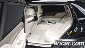 Genesis G90 Бензин 3.5 Turbo e-S/C AWD LWB 2025 года из Южной Кореи