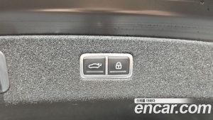 Genesis G90 Бензин 3.5 Turbo e-S/C AWD LWB 2025 года из Южной Кореи