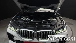 BMW X6 xDrive40i M Sport 2023 года из Южной Кореи