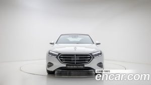 Mercedes-Benz E-Class E350e 4MATIC 2025 года из Южной Кореи