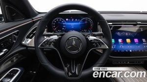 Mercedes-Benz E-Class E350e 4MATIC 2025 года из Южной Кореи