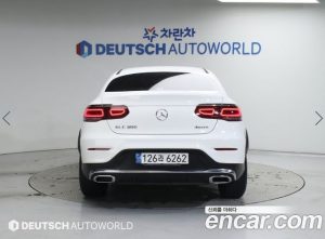 Mercedes-Benz GLC-Class GLC300 4MATIC Coupe 2023 года из Южной Кореи