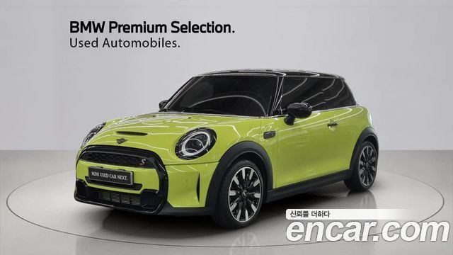 Mini Cooper CLASSIC 2023 года из Кореи