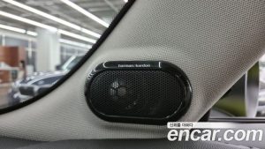 Mini Cooper CLASSIC 2023 года из Южной Кореи