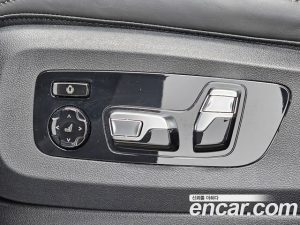 BMW X7 xDrive 40i Design Pure Excellence 6 2024 года из Южной Кореи