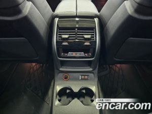 BMW X7 xDrive 40i Design Pure Excellence 6 2024 года из Южной Кореи