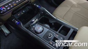 Kia Sorento HEV 1.6 2WD 2024 года из Южной Кореи