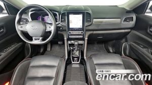 Renault-KoreaSamsung QM6 2.0 GDe Premiere 2WD 2024 года из Южной Кореи