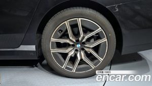 BMW 7-Series 740i xDrive M Sport 2025 года из Южной Кореи