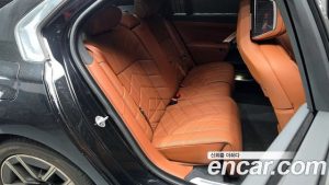 BMW 7-Series 740i xDrive M Sport 2025 года из Южной Кореи