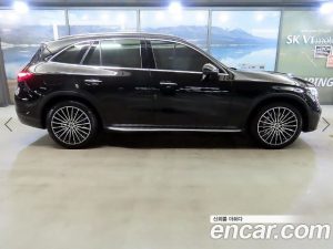 Mercedes-Benz GLC-Class GLC300 4MATIC AMG Line 2024 года из Южной Кореи