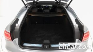 Mercedes-Benz GLC-Class GLC300 4MATIC Coupe 2023 года из Южной Кореи