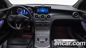 Mercedes-Benz GLC-Class GLC300 4MATIC Coupe 2023 года из Южной Кореи