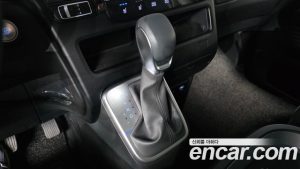 Hyundai Staria HEV 1.6 Wagon 5 2025 года из Южной Кореи