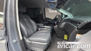 Hyundai Staria HEV 1.6 Wagon 5 2025 года из Южной Кореи
