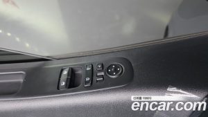 Hyundai Staria HEV 1.6 Wagon 5 2025 года из Южной Кореи