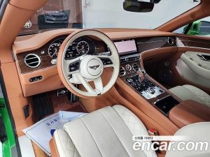 Bentley Continental 4.0 GT 2022 года из Южной Кореи
