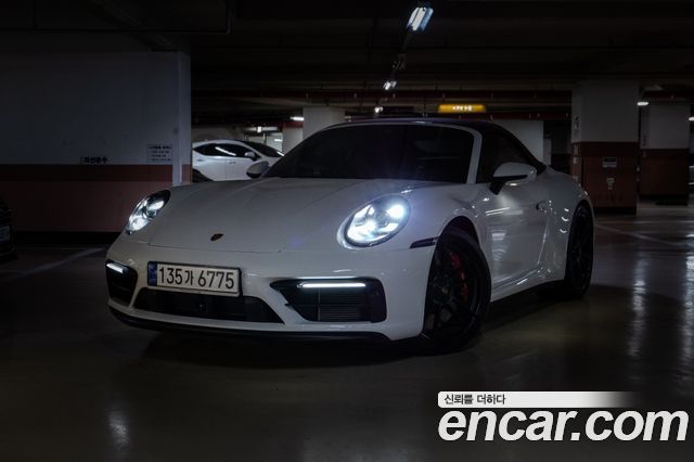 Porsche 911 CARRERA 4 GTS Cabriolet 2024 года из Кореи
