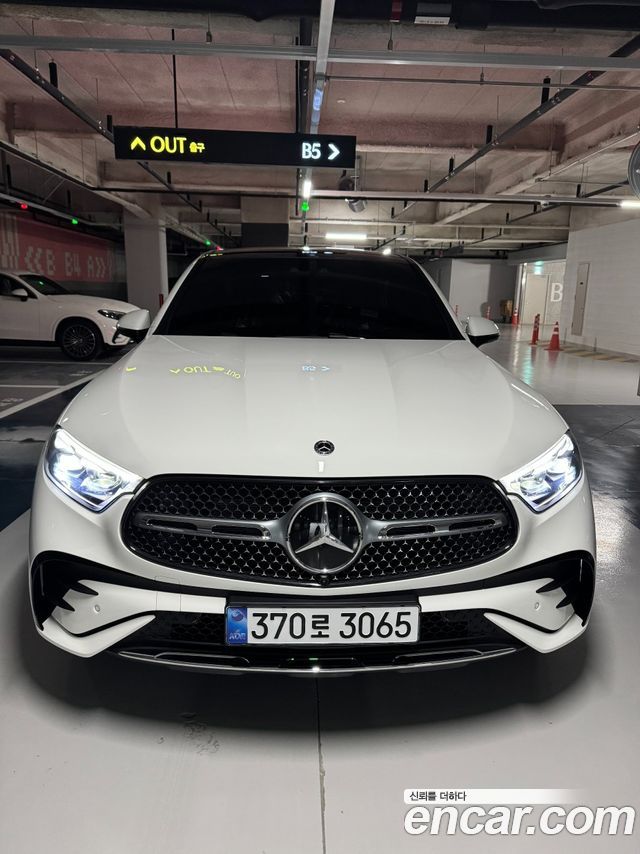 Mercedes-Benz GLC-Class GLC300 4MATIC Coupe 2026 года из Кореи