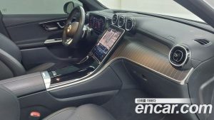 Mercedes-Benz GLC-Class GLC300 4MATIC Coupe 2024 года из Южной Кореи