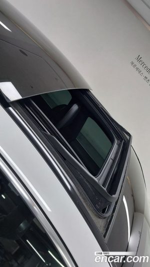 Mercedes-Benz GLC-Class GLC300 4MATIC Coupe 2024 года из Южной Кореи