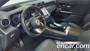 Mercedes-Benz GLC-Class GLC300 4MATIC Coupe 2024 года из Южной Кореи