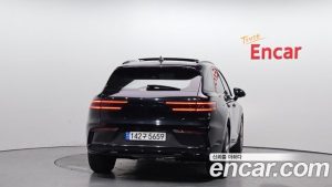 Genesis GV70 2.5T Бензин 2WD 2025 года из Южной Кореи
