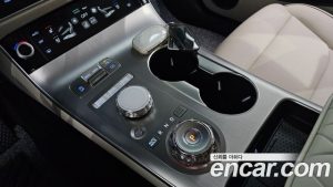 Genesis GV70 2.5T Бензин 2WD 2025 года из Южной Кореи