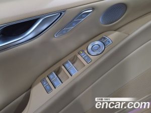 Genesis G80 Бензин 3.5 Turbo AWD 2025 года из Южной Кореи