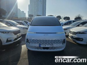 Hyundai Staria Tourer 11-Seater 2024 года из Южной Кореи