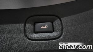 Renault-KoreaSamsung QM6 2.0 GDe RE 2WD 2025 года из Южной Кореи