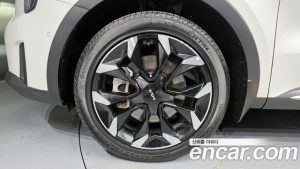 Kia Sorento Бензин 2.5T 2WD 2024 года из Южной Кореи